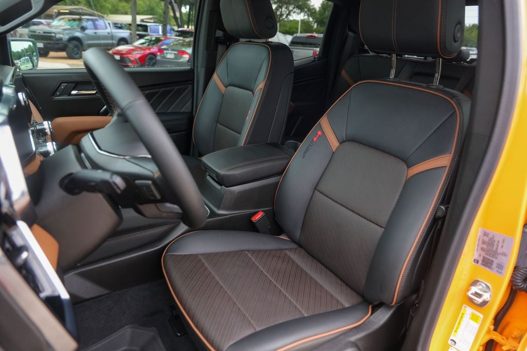 2025 GMC Canyon AT4