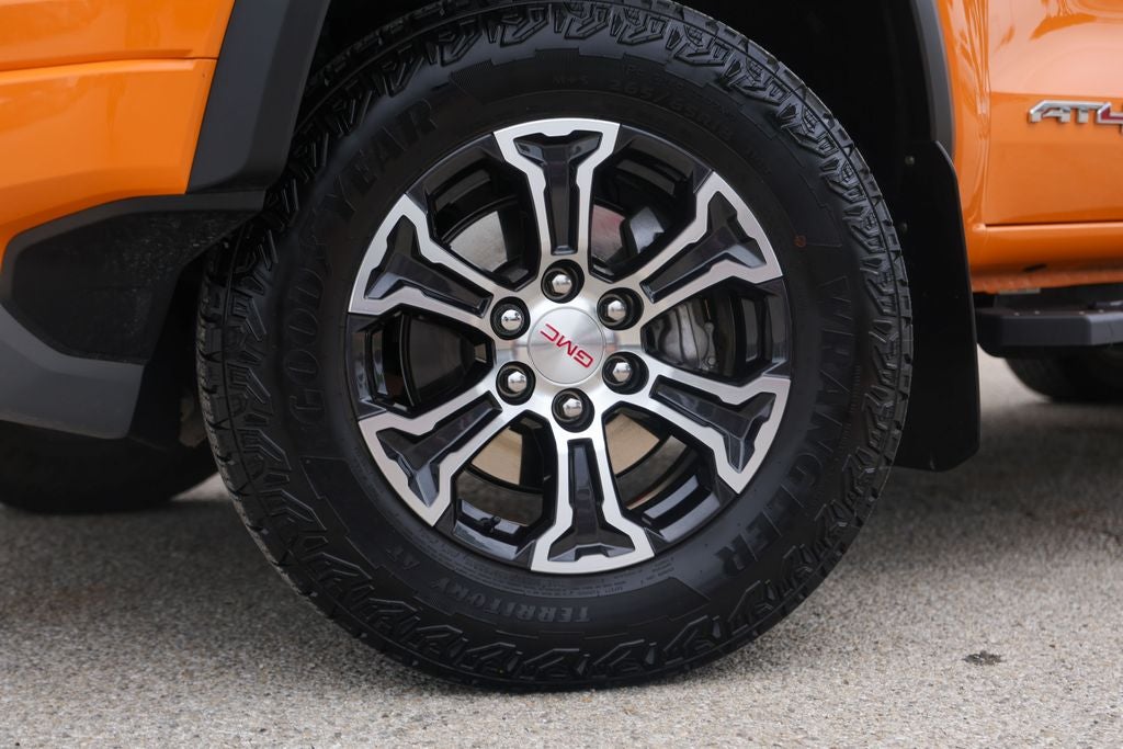 2025 GMC Canyon AT4