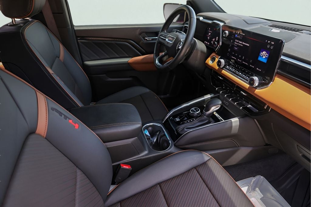 2024 GMC Canyon AT4