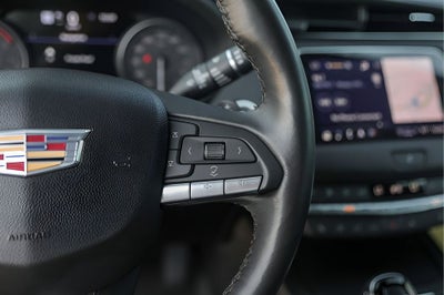 2022 Cadillac XT4 Premium Luxury