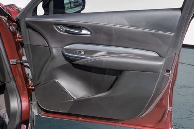 2022 Cadillac XT4 Premium Luxury