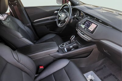 2022 Cadillac XT4 Premium Luxury