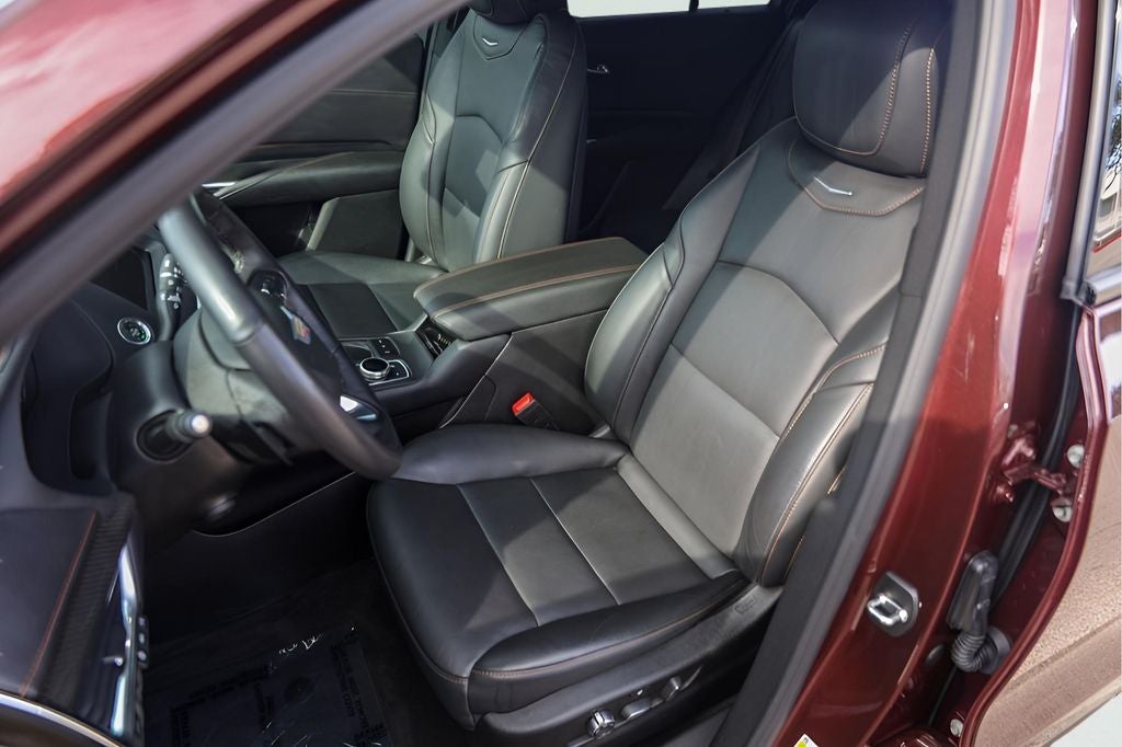 2023 Cadillac XT4 Sport