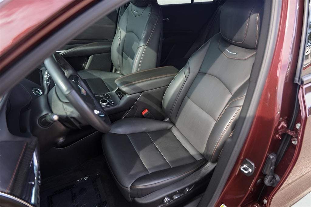 2023 Cadillac XT4 Sport