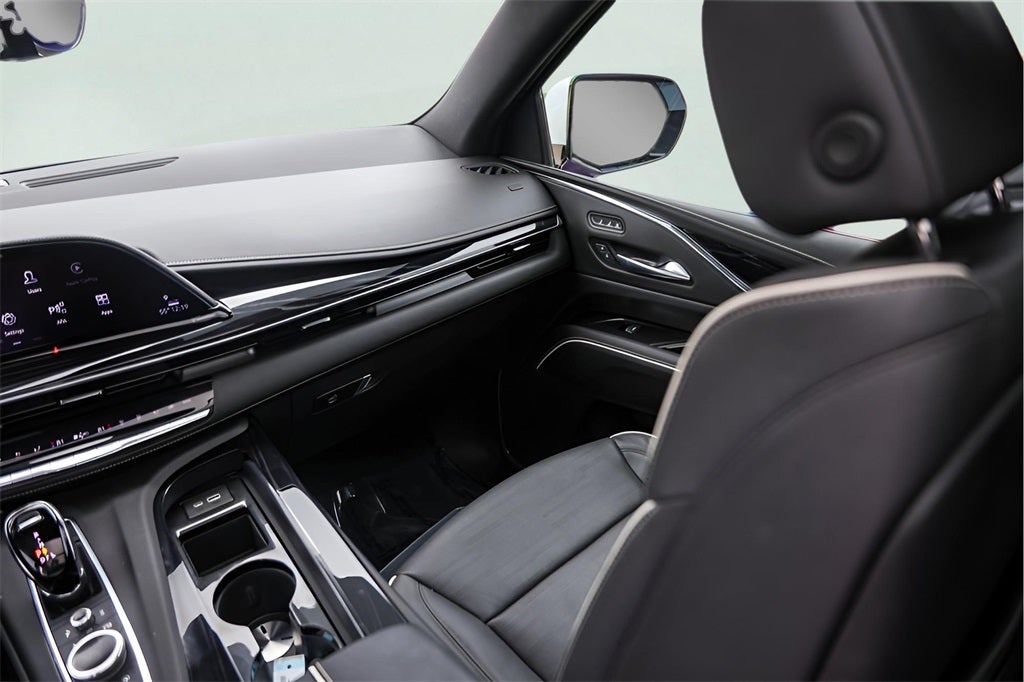 2023 Cadillac Escalade Sport