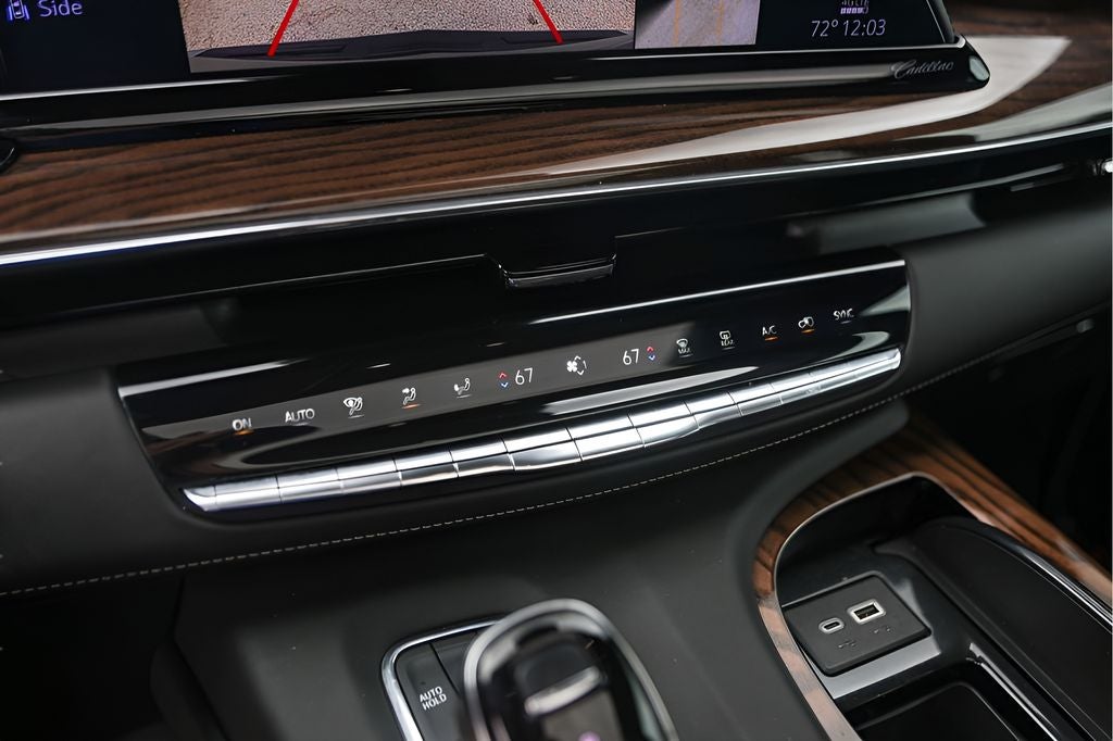 2023 Cadillac Escalade Sport Platinum