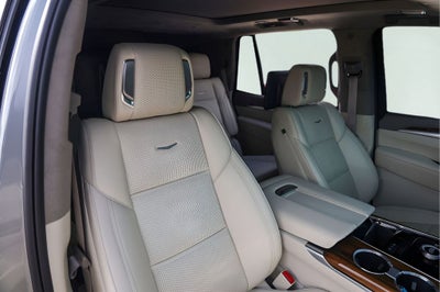 2025 Cadillac Escalade Sport Platinum