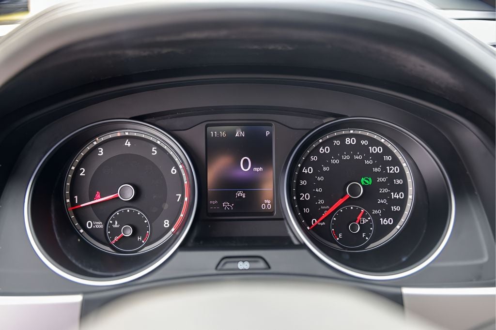 2021 Volkswagen Atlas Cross Sport 3.6L V6 SE w/Technology R-Line