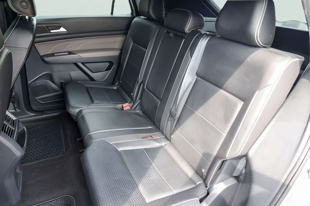 2021 Volkswagen Atlas Cross Sport 3.6L V6 SE w/Technology R-Line