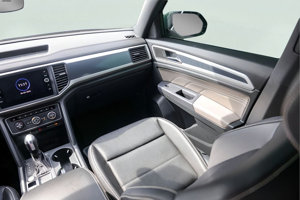 2021 Volkswagen Atlas Cross Sport 3.6L V6 SE w/Technology R-Line