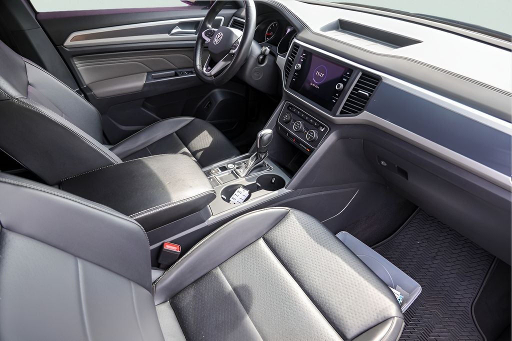 2021 Volkswagen Atlas Cross Sport 3.6L V6 SE w/Technology R-Line