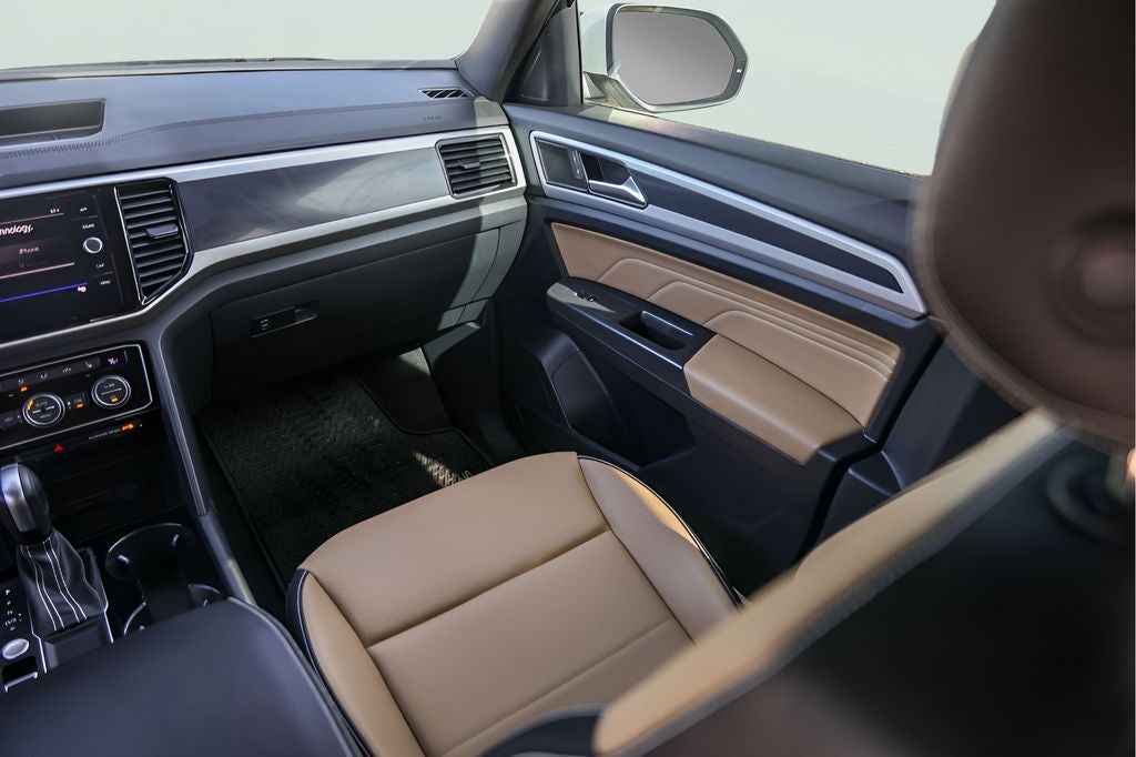 2023 Volkswagen Atlas Cross Sport 2.0T SE w/Technology