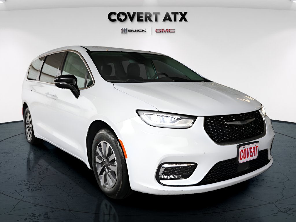 2024 Chrysler Pacifica Hybrid Select