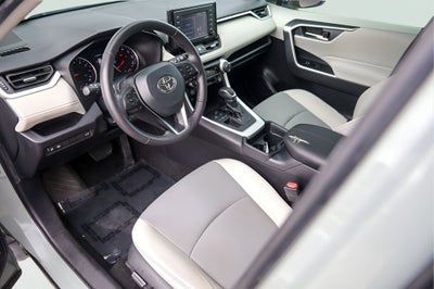 2020 Toyota RAV4 XLE Premium