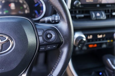 2020 Toyota RAV4 Hybrid XSE