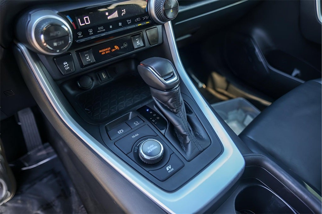 2020 Toyota RAV4 Hybrid XSE