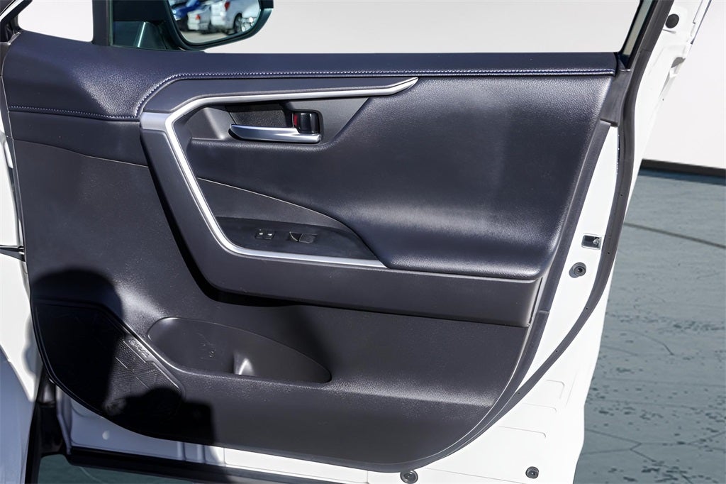 2020 Toyota RAV4 Hybrid XSE