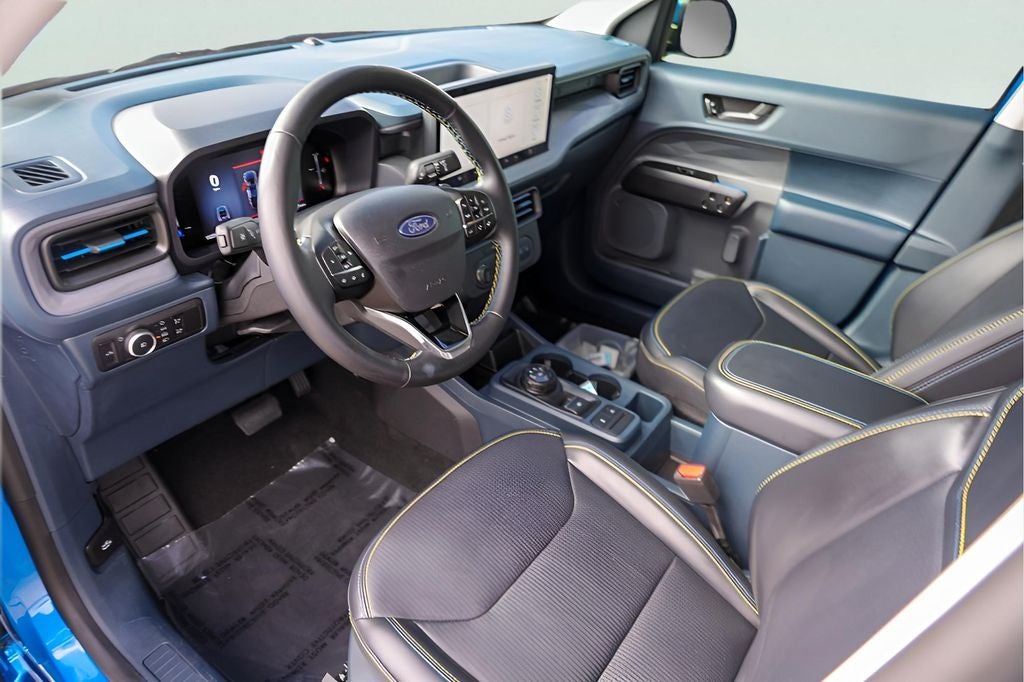 2025 Ford Maverick Lobo Standard