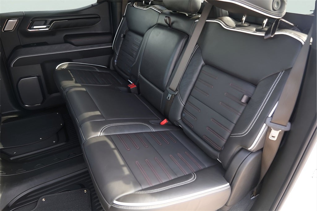 2025 GMC Sierra 1500 AT4X