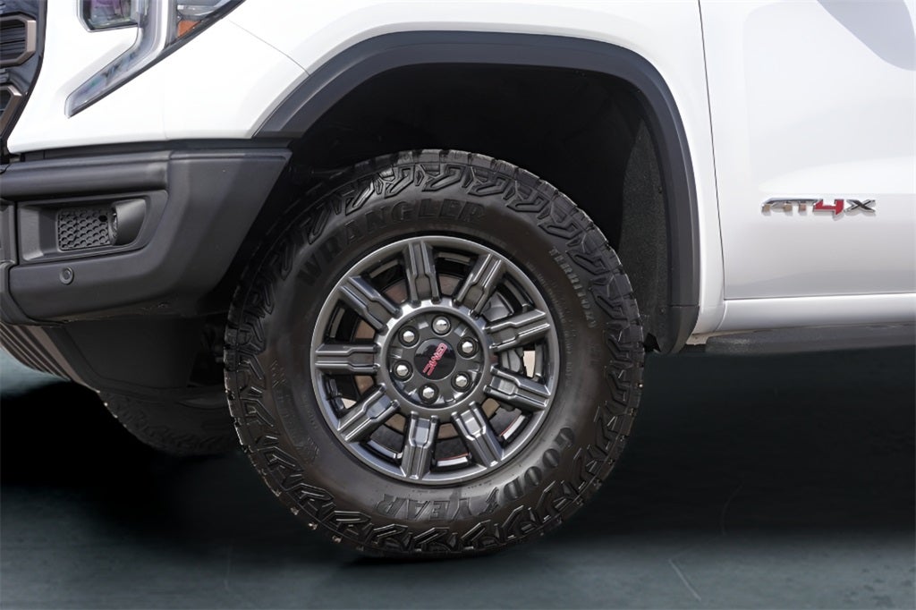 2025 GMC Sierra 1500 AT4X