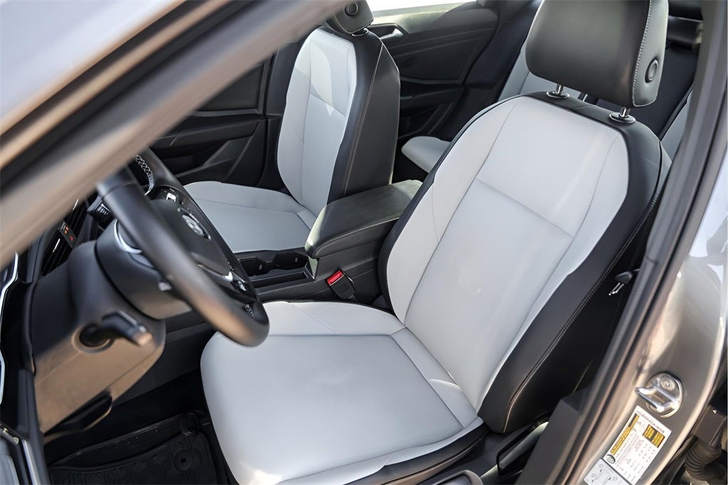 2020 Volkswagen Jetta R-Line