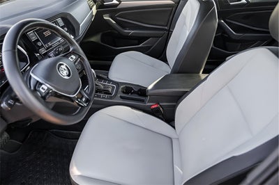 2020 Volkswagen Jetta R-Line