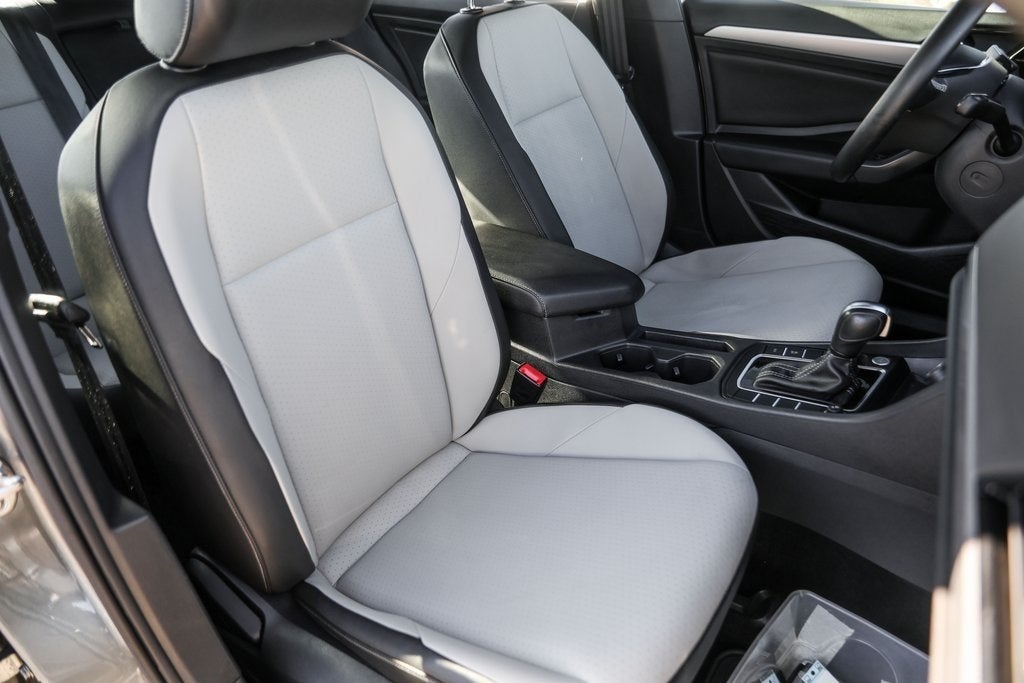 2020 Volkswagen Jetta R-Line