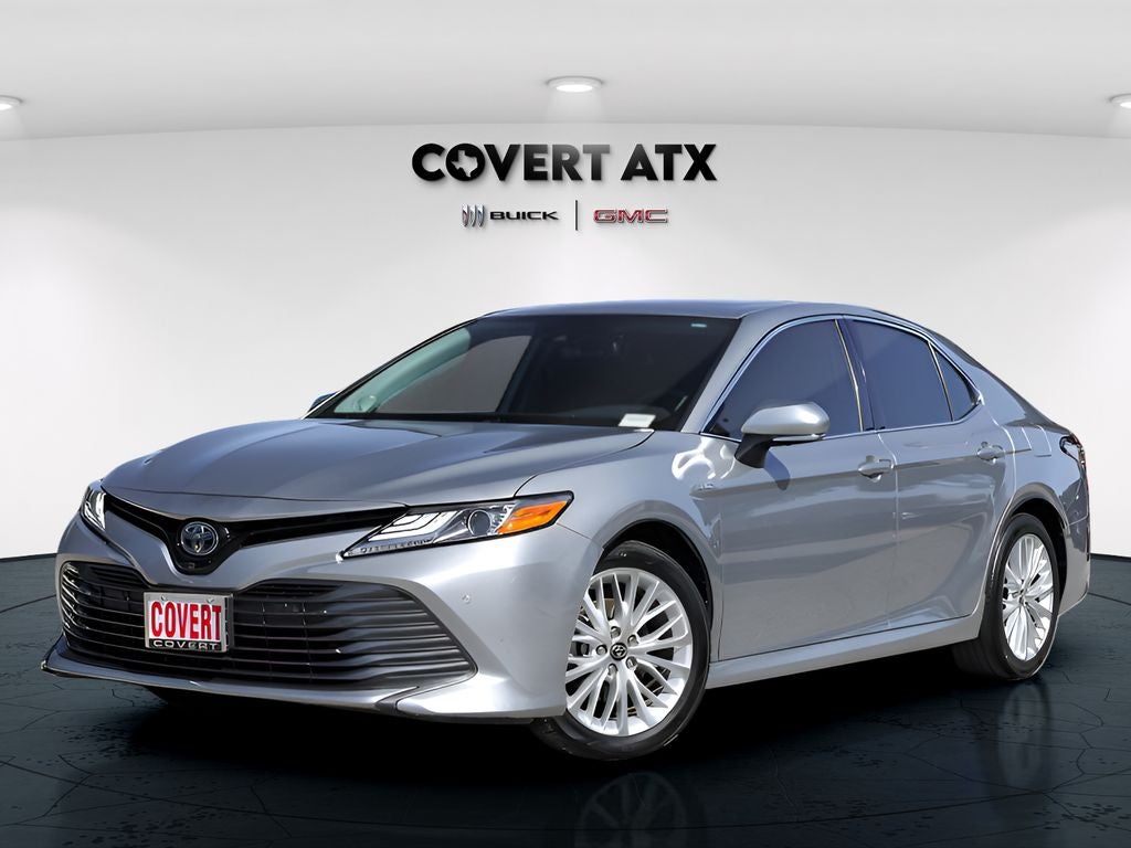 2020 Toyota Camry Hybrid XLE