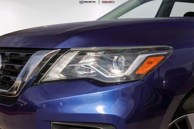 2020 Nissan Pathfinder SV