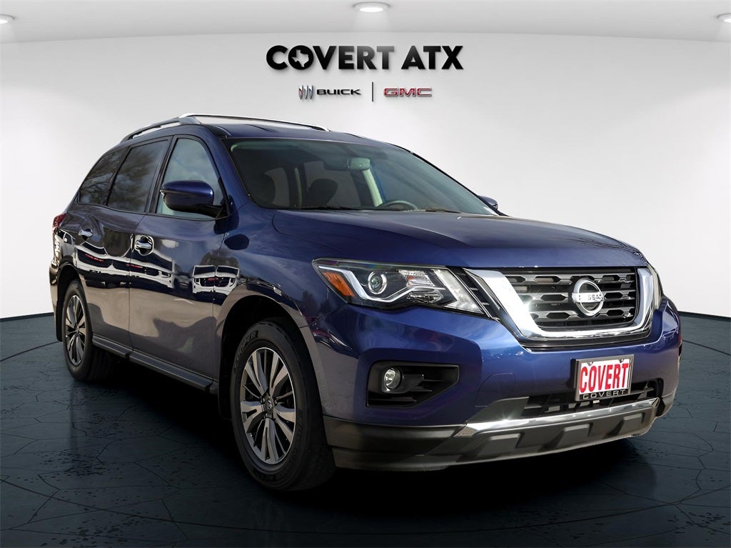 2020 Nissan Pathfinder SV