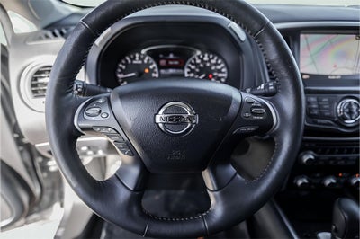 2019 Nissan Pathfinder SL