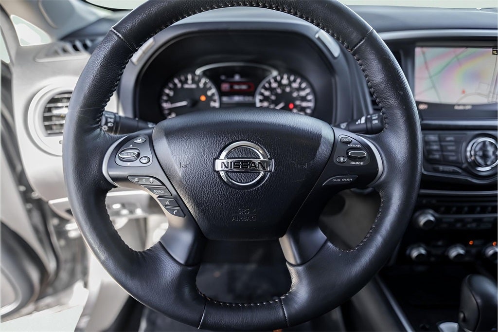 2019 Nissan Pathfinder SL