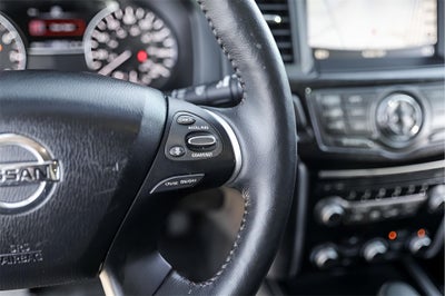 2019 Nissan Pathfinder SL