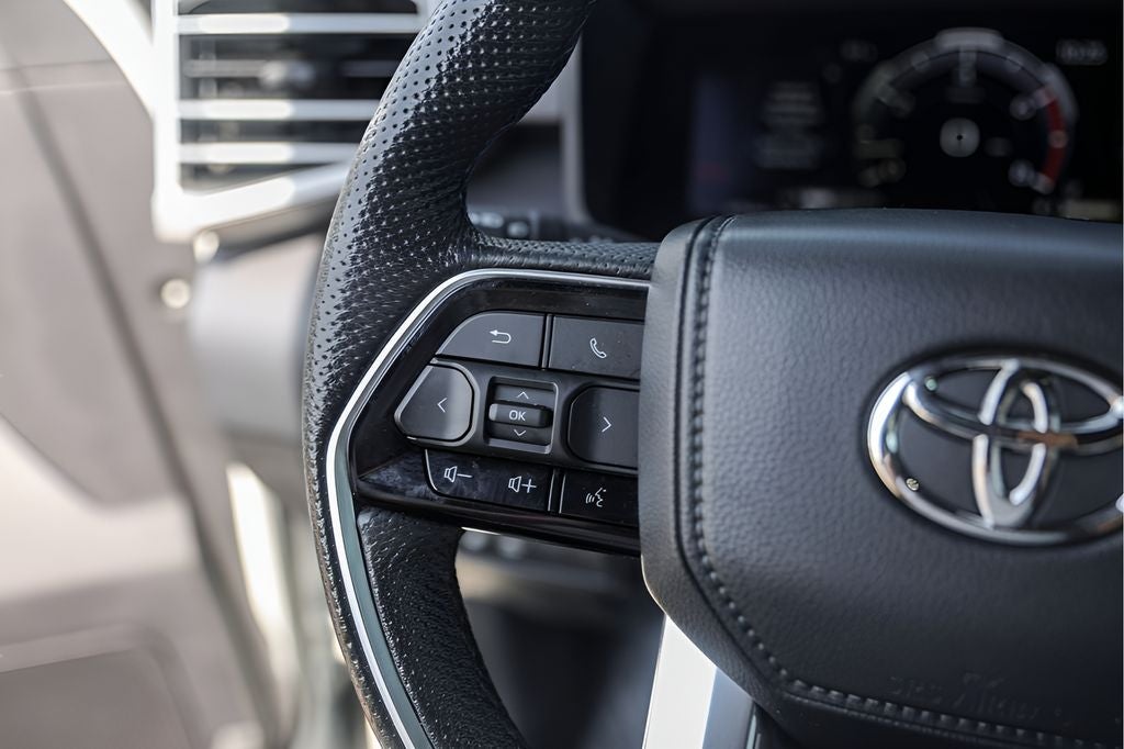 2022 Toyota Tundra Platinum