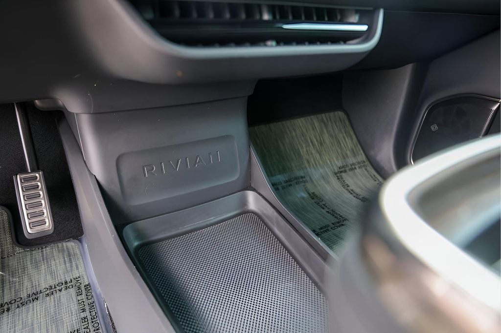 2023 Rivian R1S Launch Edition