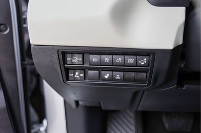 2023 Toyota Sequoia Capstone