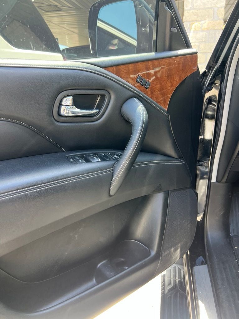 2019 INFINITI QX80 LUXE