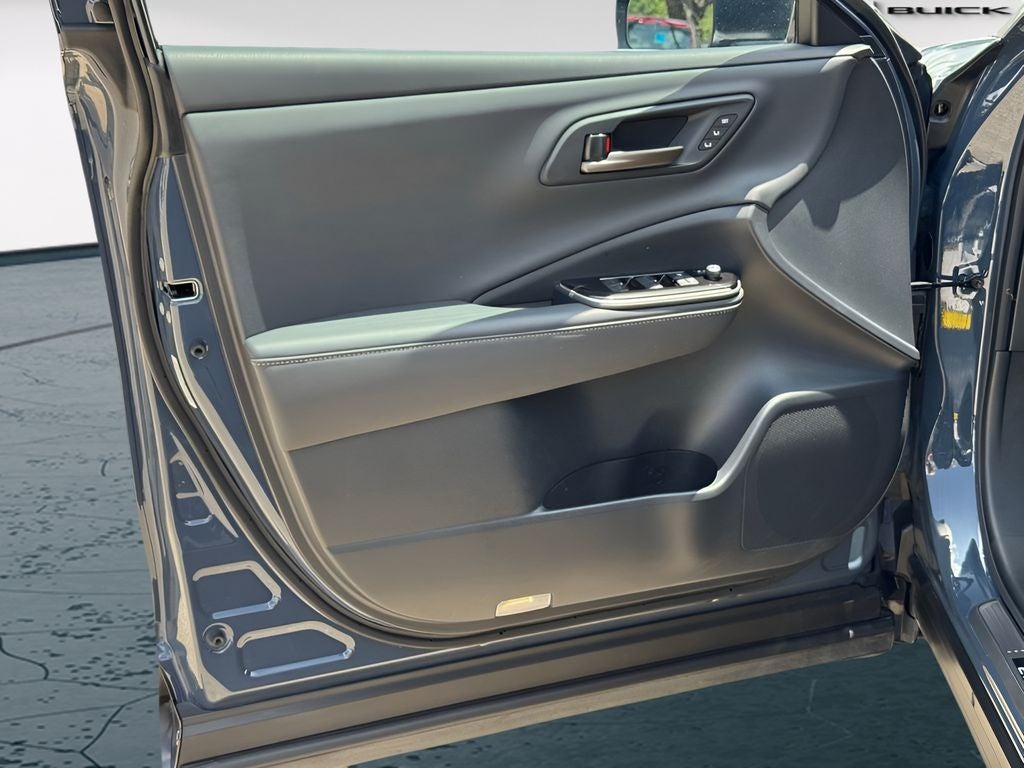 2025 Toyota Crown Signia Limited