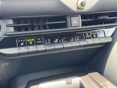 2025 Toyota Crown Signia Limited