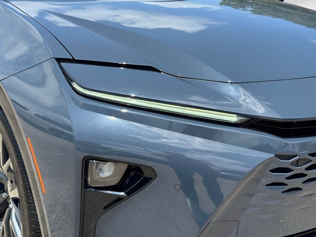 2025 Toyota Crown Signia Limited