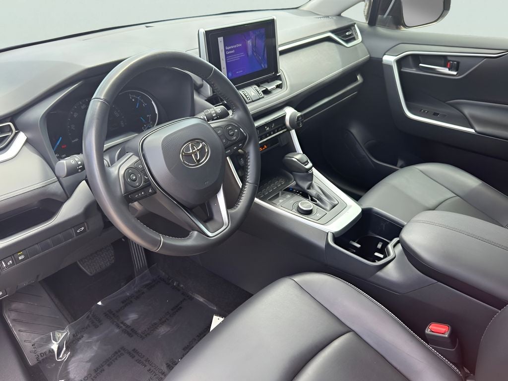 2025 Toyota RAV4 Hybrid XLE Premium