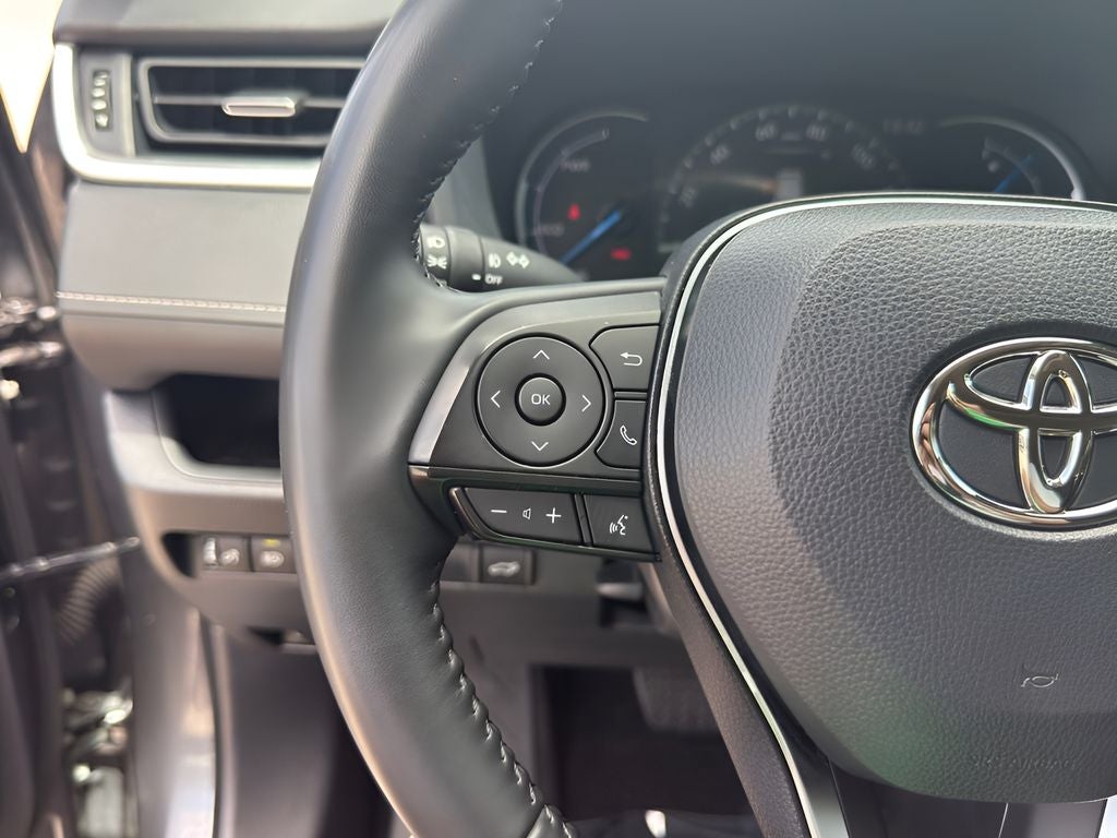 2025 Toyota RAV4 Hybrid XLE Premium