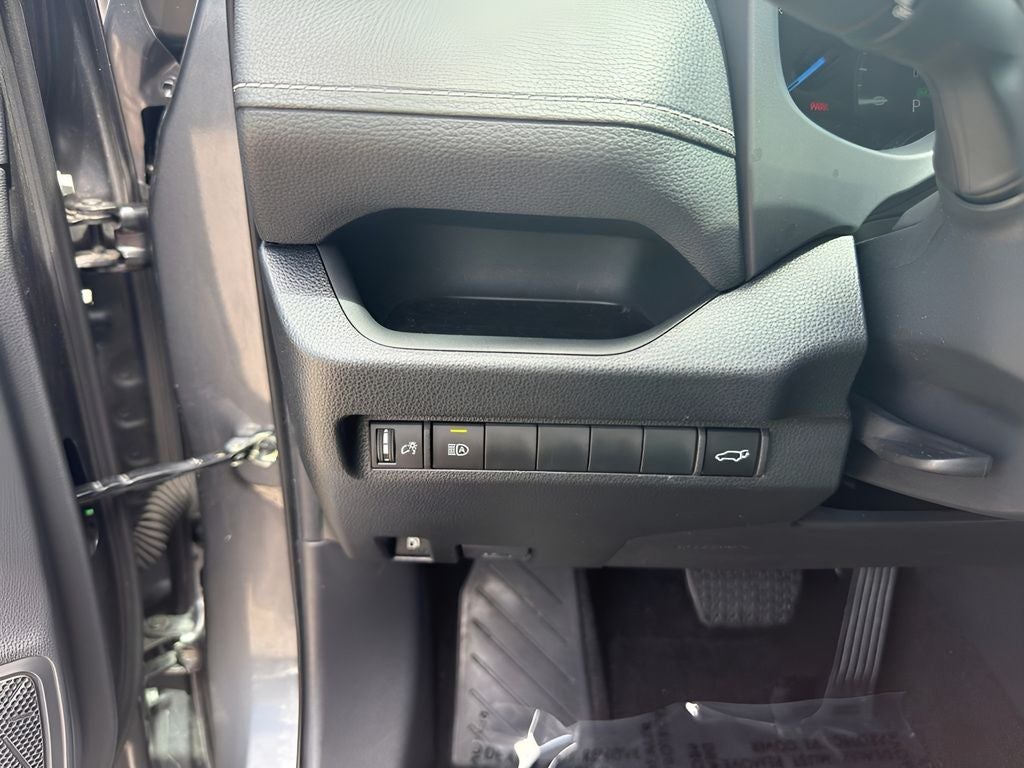 2025 Toyota RAV4 Hybrid XLE Premium