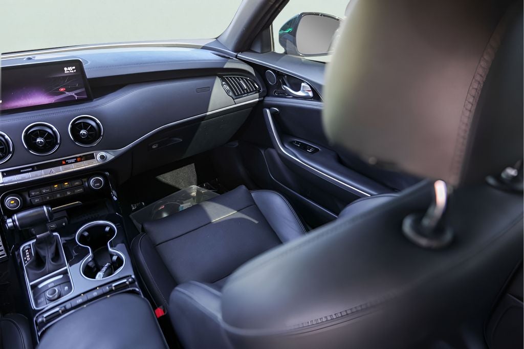 2022 Kia Stinger GT-Line