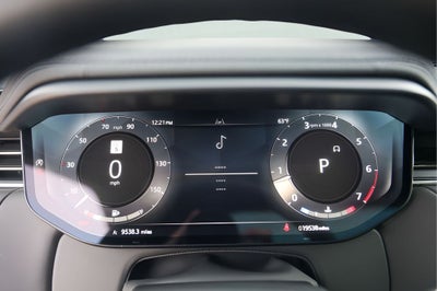2025 Land Rover Range Rover Sport SE