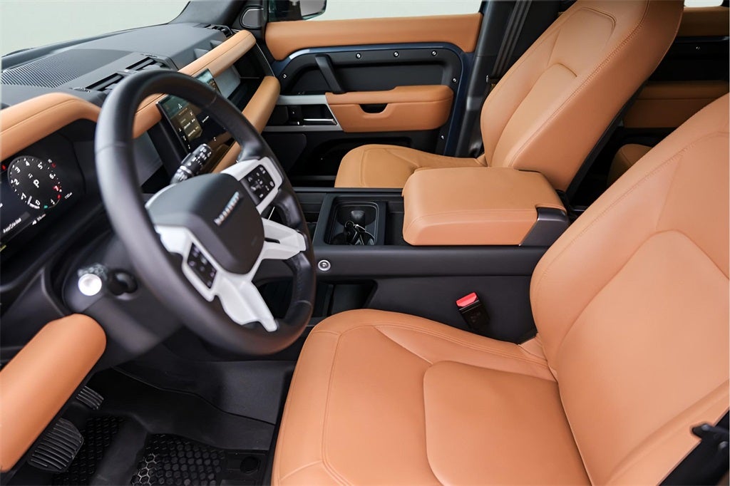 2024 Land Rover Defender 110 SE