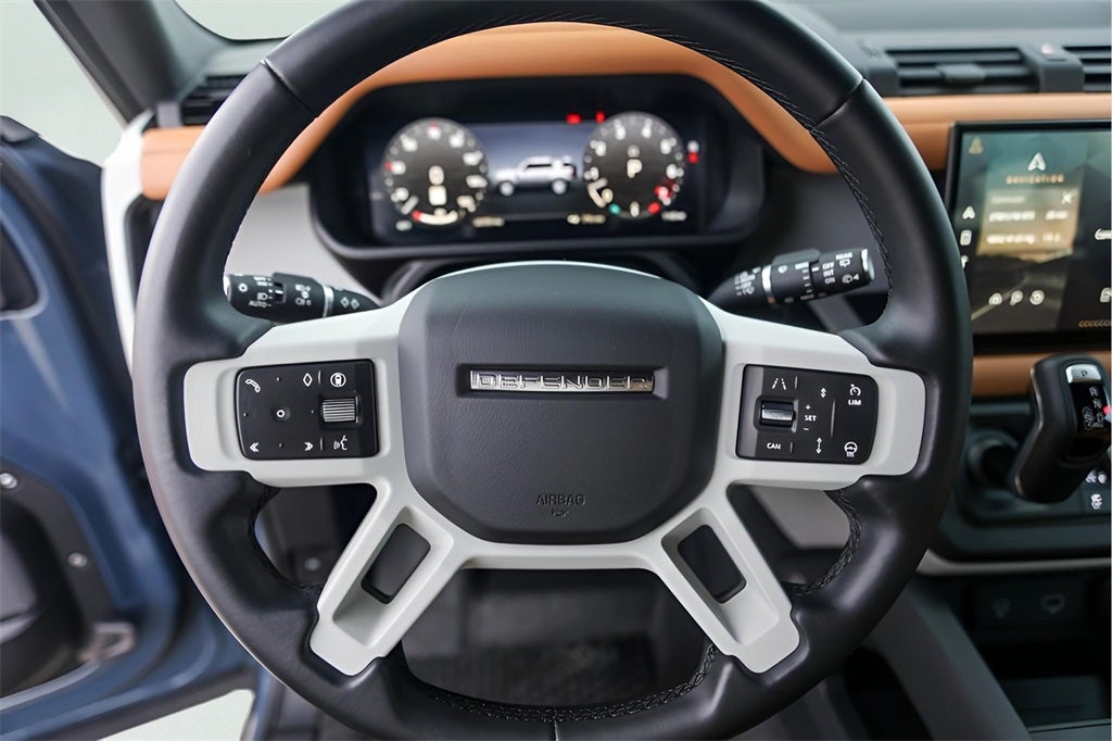 2024 Land Rover Defender 110 SE