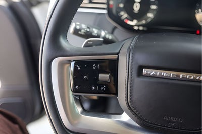 2023 Land Rover Range Rover SE