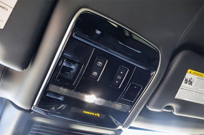 2023 Land Rover Range Rover SV LWB