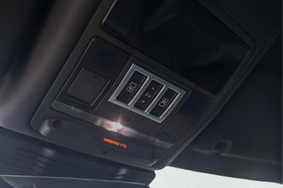 2024 Land Rover Discovery Metropolitan Edition